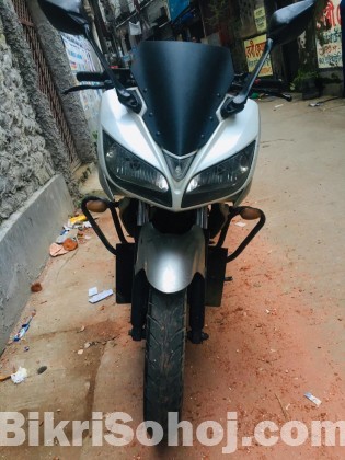 Yamaha Fazer 2014